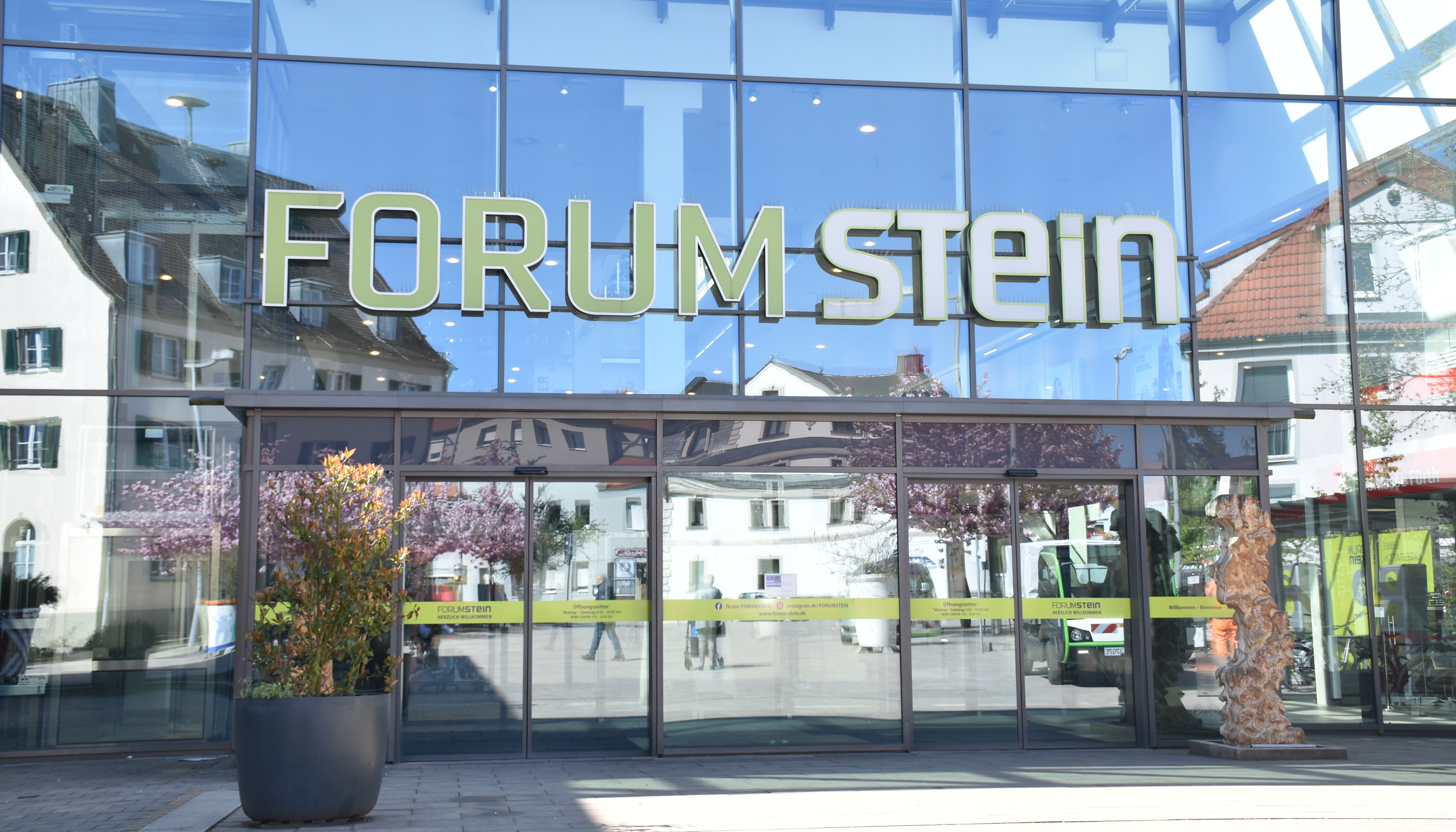 Turtur Forum Stein 922